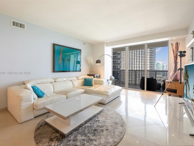 Apartment for sale  Unit #3011 - photo 7499711