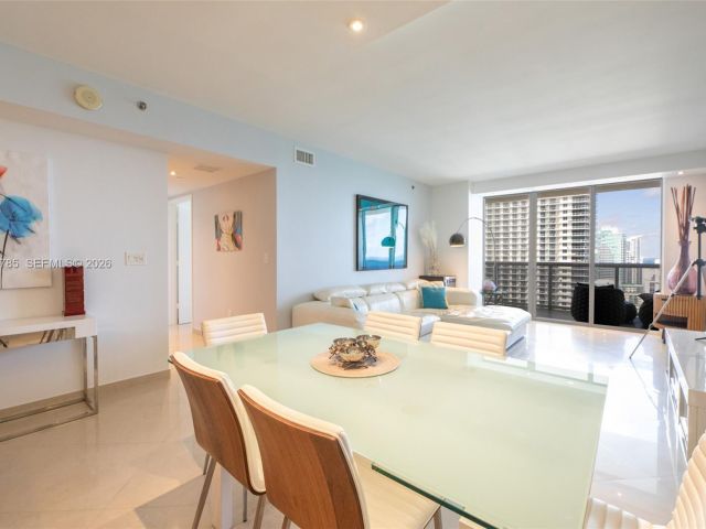 Apartment for sale  Unit #3011 - photo 7499713