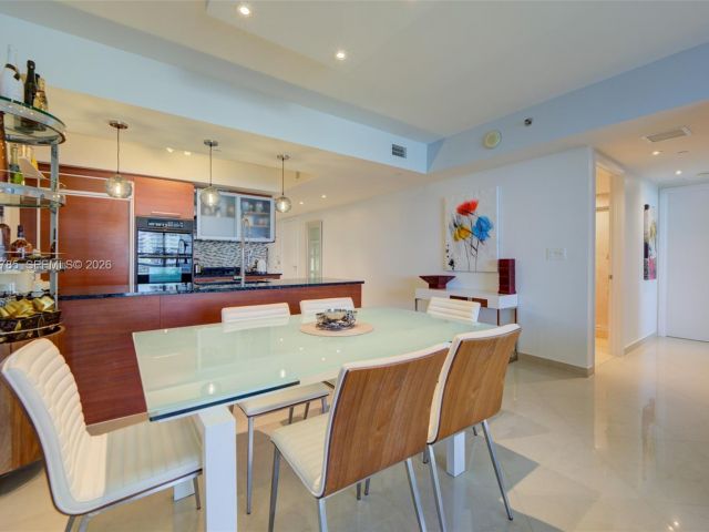 Apartment for sale  Unit #3011 - photo 7499716