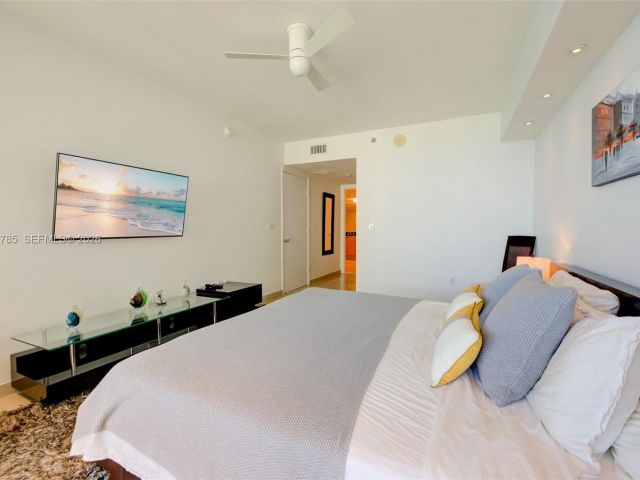 Apartment for sale  Unit #3011 - photo 7499725