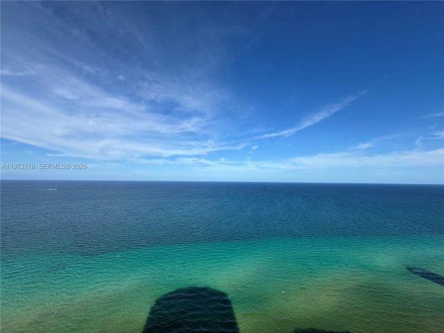 Apartment for sale  Unit #3404 - photo 7480509