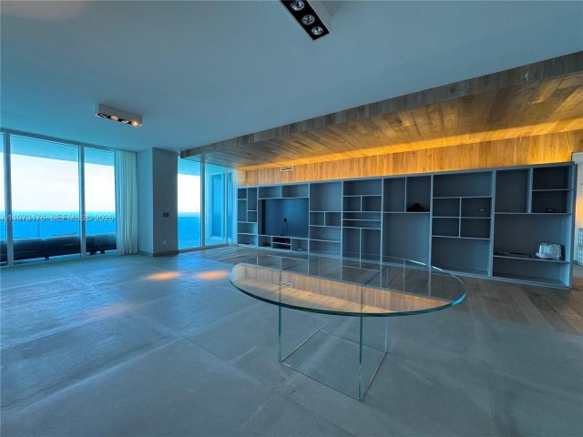 Apartment for sale  Unit #3404 - photo 7480515