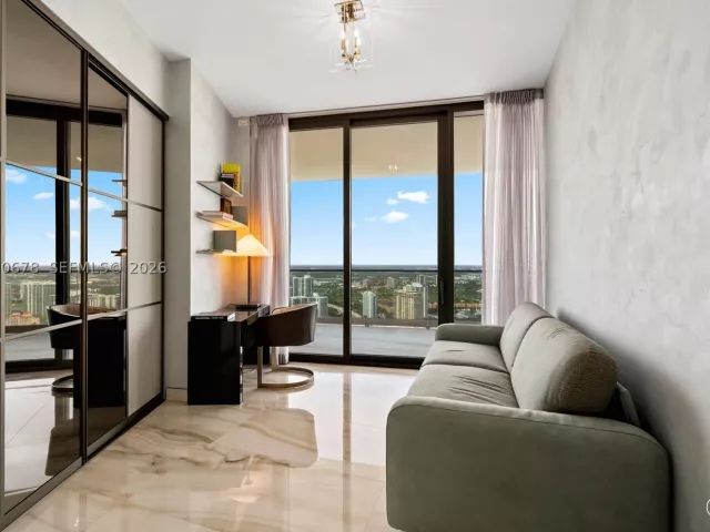 2-bedroom condo for sale in Sunny Isles Beach - 18975 Collins Ave 4505 - MondialRealty