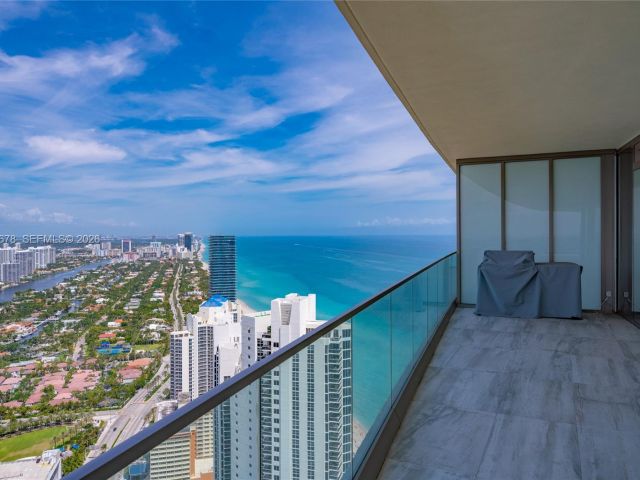 Apartment for sale  Unit #4505 - photo 7495777