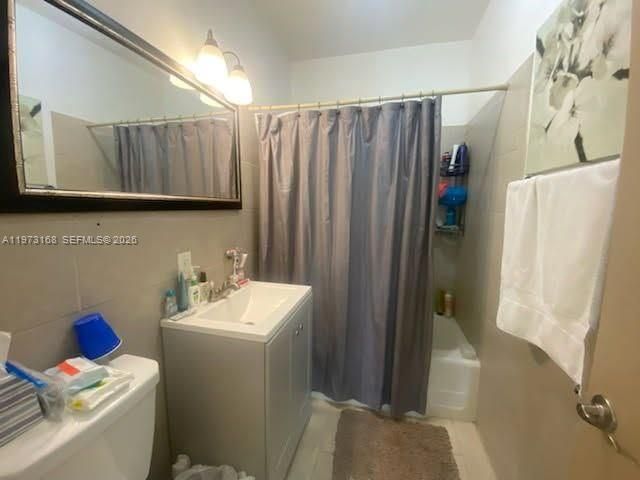 Home for rent at 2239 Johnson St 0 - photo 7472979