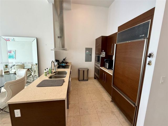 Apartment for rent  Unit #1403 - photo 7511022