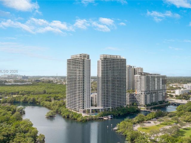 Apartment for sale  Unit #1502 - photo 7505316