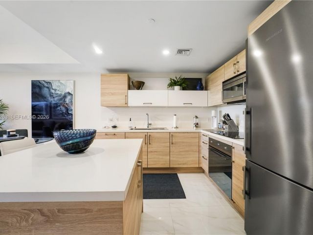 Apartment for sale  Unit #1502 - photo 7505325