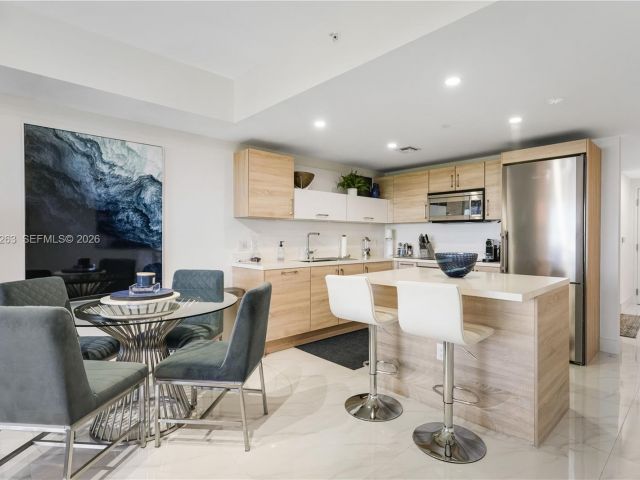 Apartment for sale  Unit #1502 - photo 7505326