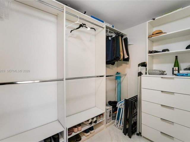 Apartment for sale  Unit #1502 - photo 7505329