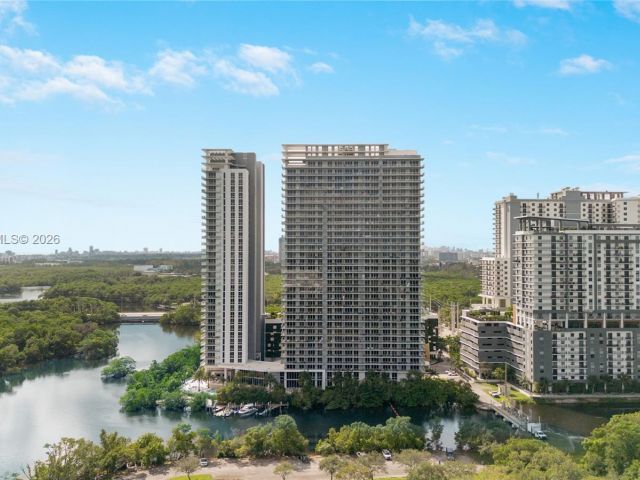 Apartment for sale  Unit #1502 - photo 7505333