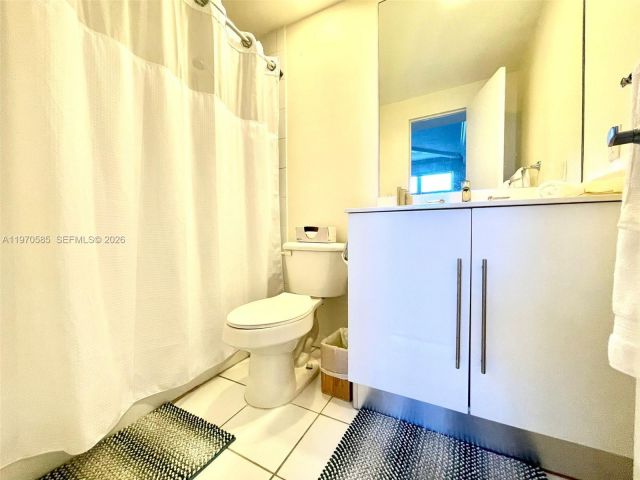 Apartment for rent  Unit #1621 - photo 7466892