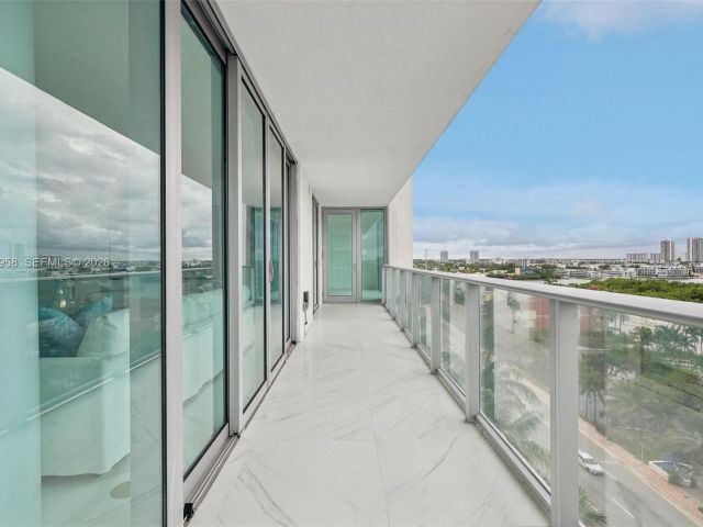 Apartment for rent  Unit #5-907 - photo 7490077