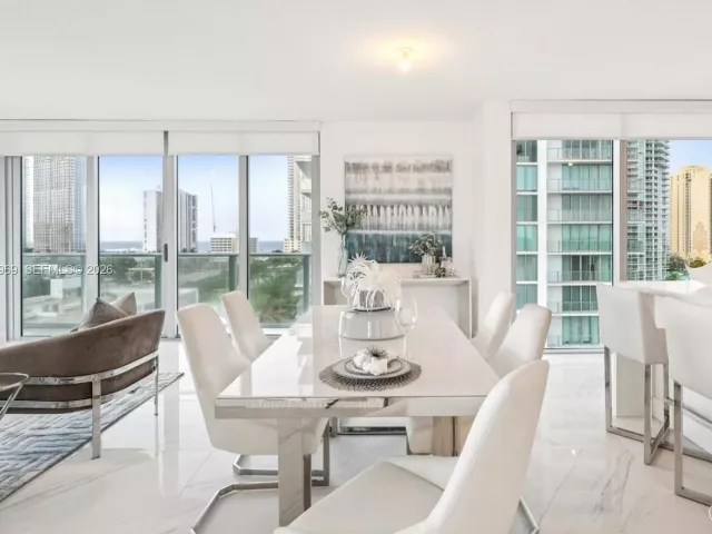 3-bedroom condo for sale in Sunny Isles Beach - 330 Sunny Isles Blvd 5-907 - MondialRealty