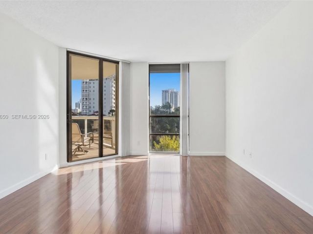 Apartment for sale  Unit #510 - photo 7504737