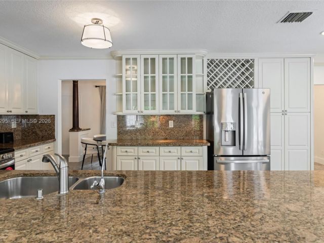 Home for sale at 5900 NE 15th Ave - photo 7483186