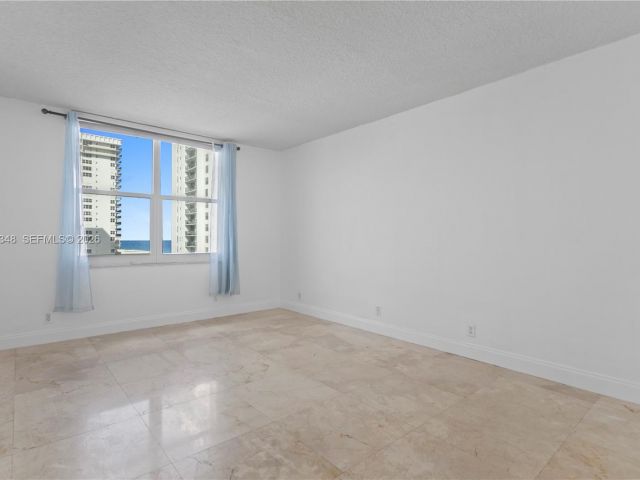 Apartment for sale  Unit #1239 - photo 7477735