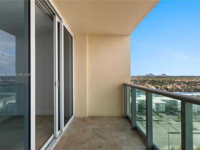 Apartment for sale  Unit #1239 - photo 7477741