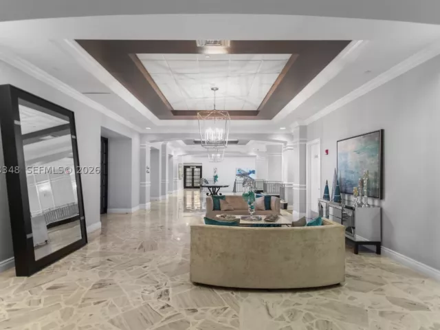 1-bedroom condo for sale in Hollywood - 2501 S Ocean Dr 1239 - MondialRealty