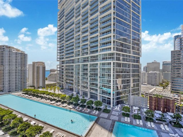 Apartment for sale  Unit #4705 - photo 7517545