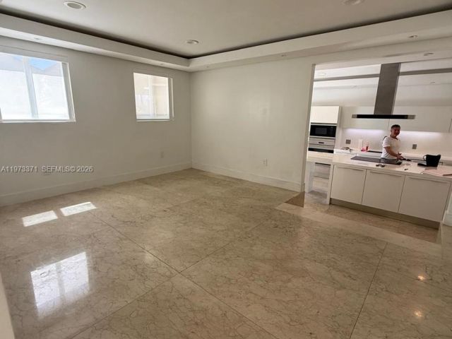 Home for rent at 10942 NW 59th St - photo 7486212