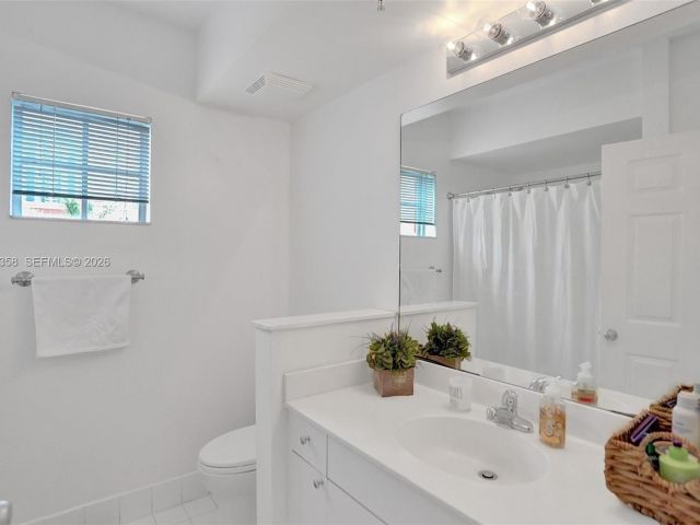 Apartment for sale  Unit #1501 - photo 7512748