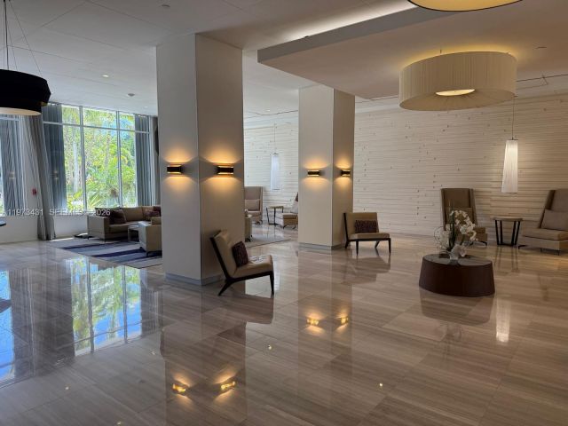 Apartment for rent  Unit #610 - photo 7484154