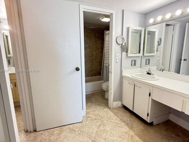 Apartment for rent  Unit #610 - photo 7484163