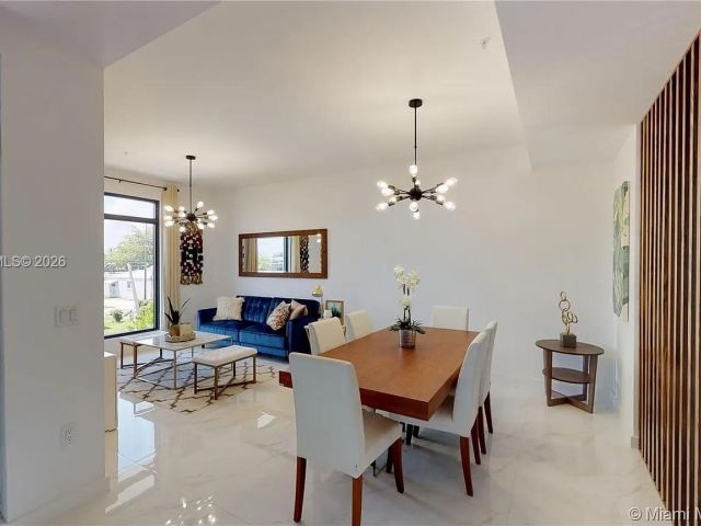 Home for rent at 1503 N 17TH AVE 0 - photo 7474343