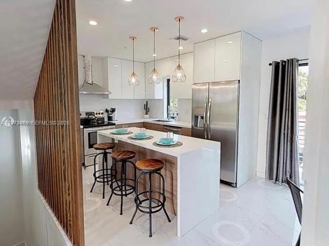 Home for rent at 1503 N 17TH AVE 0 - photo 7474344