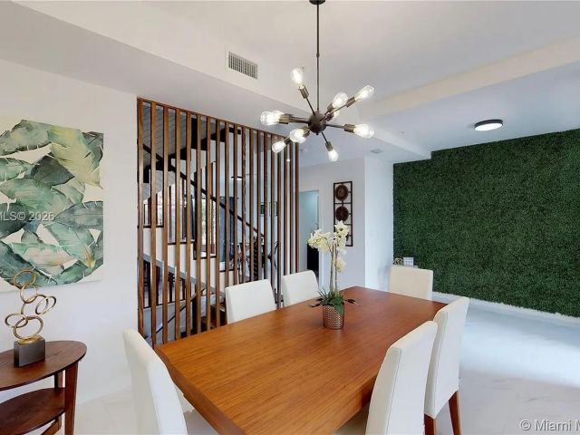 Home for rent at 1503 N 17TH AVE 0 - photo 7474349