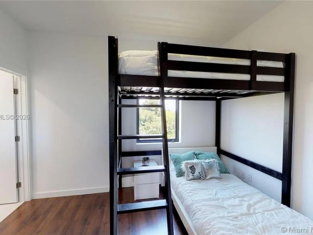 Home for rent at 1503 N 17TH AVE 0 - photo 7474352