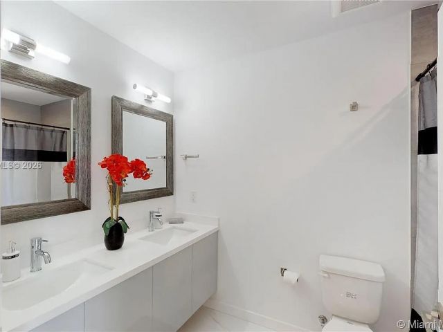 Home for rent at 1503 N 17TH AVE 0 - photo 7474353