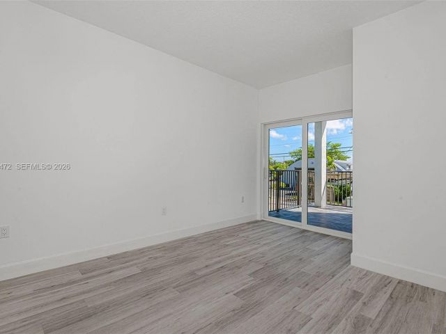 Home for rent at 355 NW 30 terr 0601 - photo 7478704