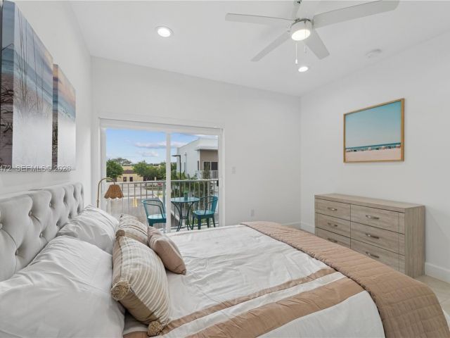 Home for rent at 355 NW 30 terr 0601 - photo 7478715