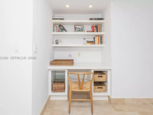 2-bedroom condo for sale in Surfside - 9559 Collins Ave S7-D - MondialRealty