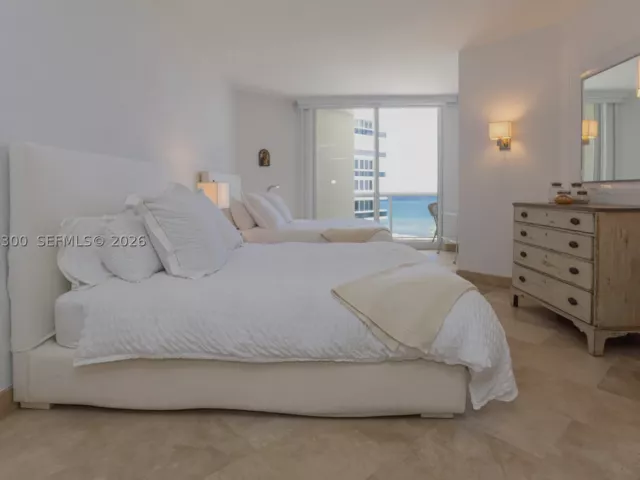 2-bedroom condo for sale in Surfside - 9559 Collins Ave S7-D - MondialRealty