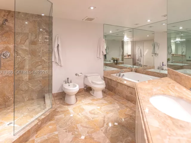 2-bedroom condo for sale in Surfside - 9559 Collins Ave S7-D - MondialRealty