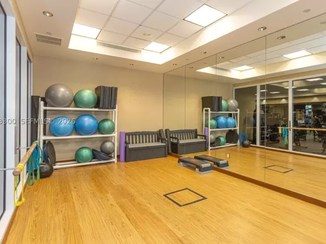 2-bedroom condo for sale in Surfside - 9559 Collins Ave S7-D - MondialRealty