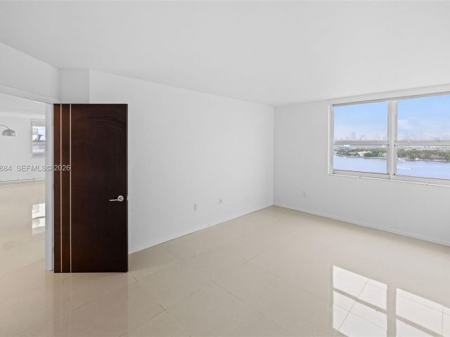 Apartment for sale  Unit #1401 - photo 7508732