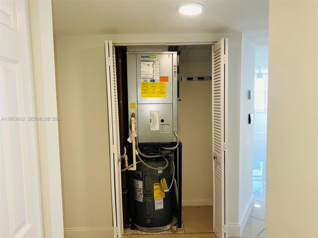 Apartment for rent  Unit #1601 - photo 7479075