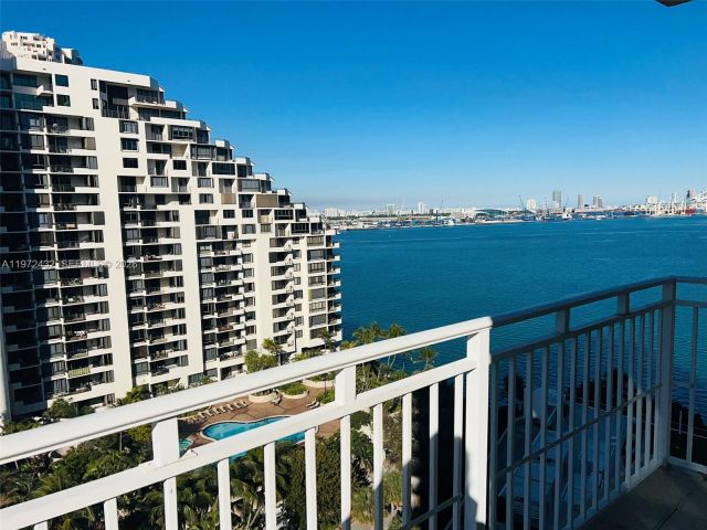 Apartment for rent  Unit #1601 - photo 7479076