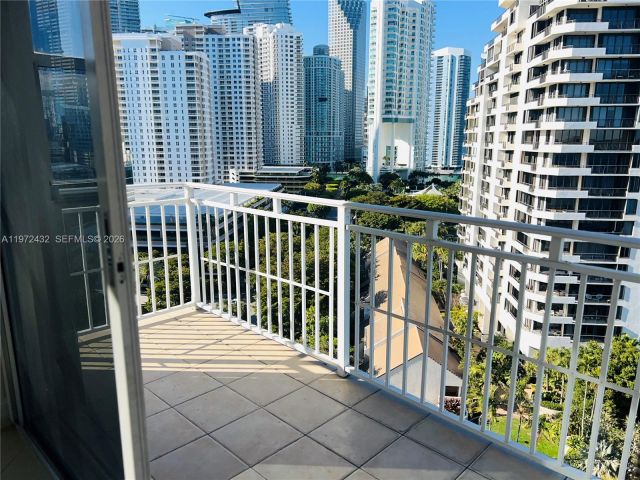 Apartment for rent  Unit #1601 - photo 7479077