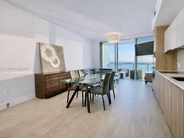 Apartment for sale  Unit #3606 - photo 7523436