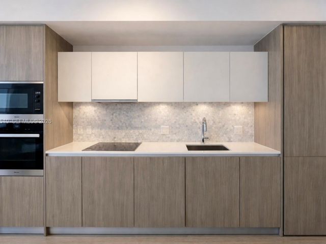 Apartment for sale  Unit #3606 - photo 7523440