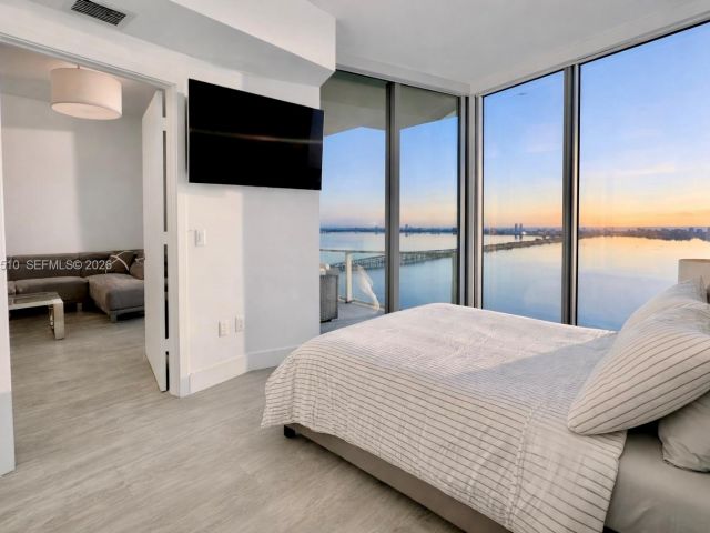 Apartment for sale  Unit #3606 - photo 7523441