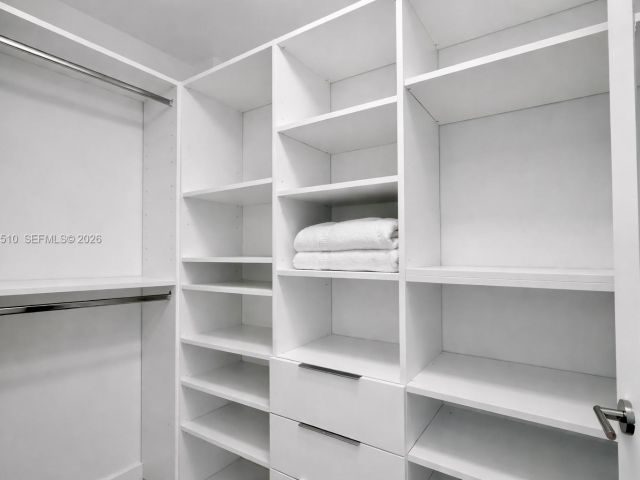 Apartment for sale  Unit #3606 - photo 7523446