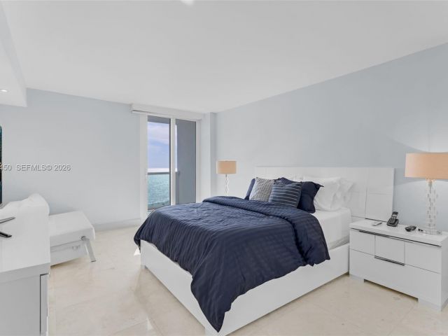 Apartment for rent  Unit #2007 - photo 7483992