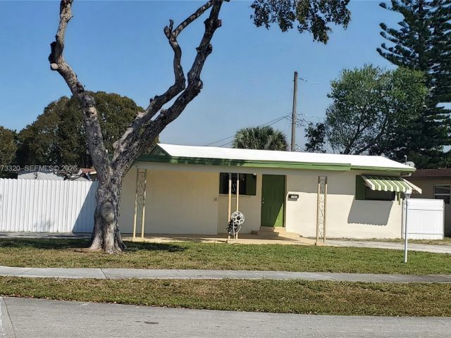 Home for rent at 7791 NW 39th St - photo 7473710