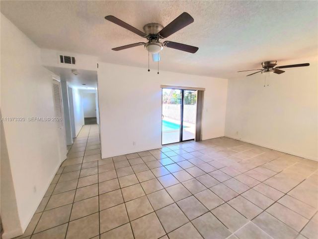Home for rent at 7791 NW 39th St - photo 7473712